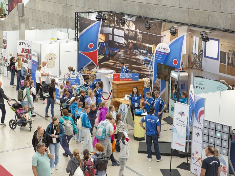 © Claudia Doenitzwww.photos-on-location.com